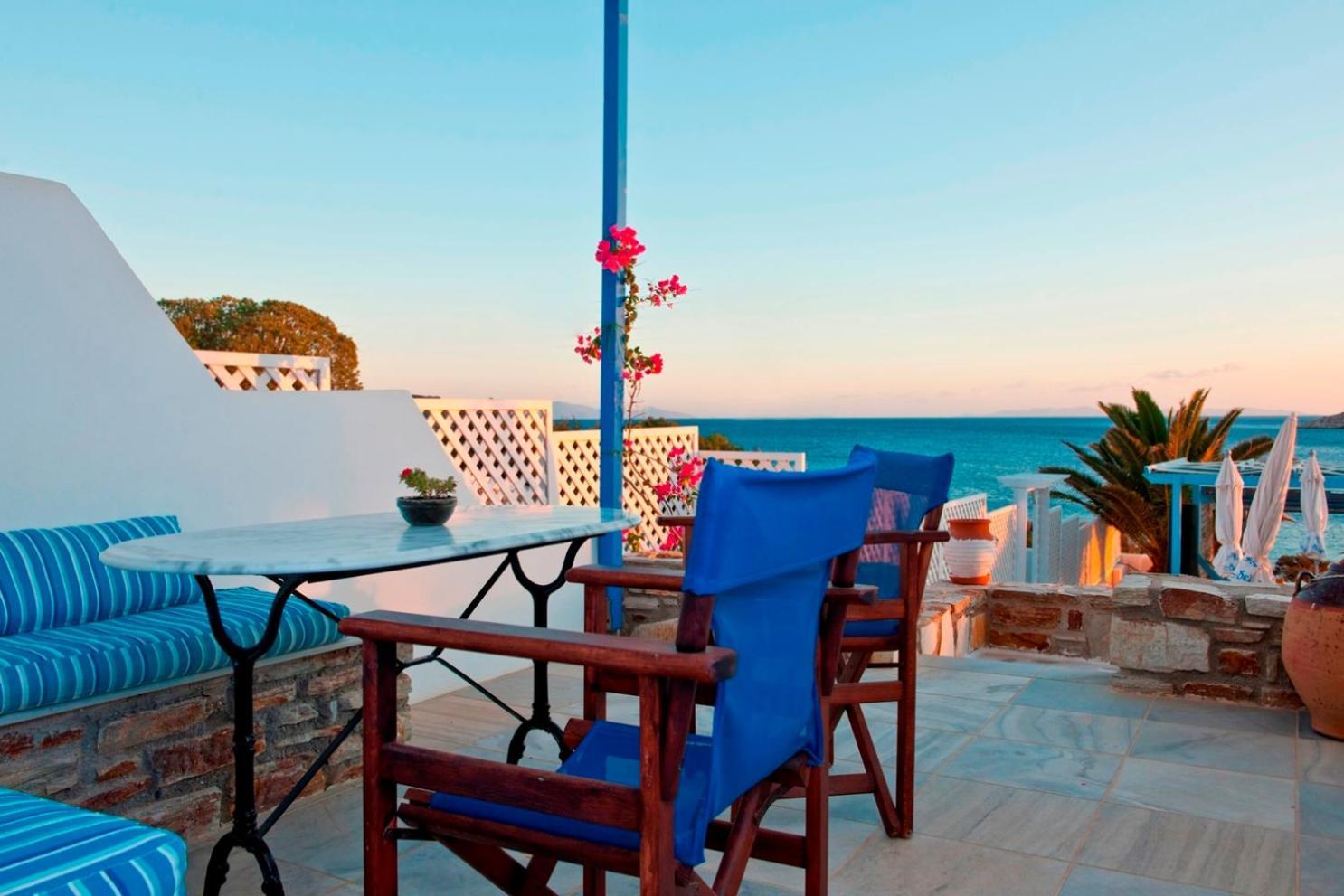 Blue Dolphin Antiparos Villas And Suites Agios Georgios  Экстерьер фото