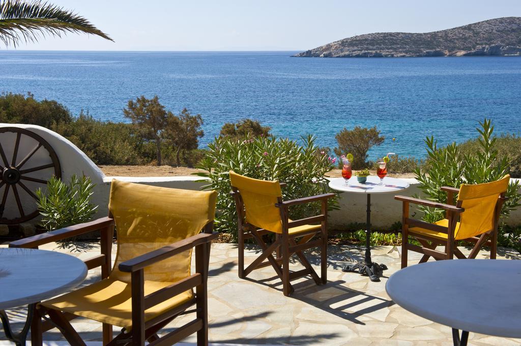 Blue Dolphin Antiparos Villas And Suites Agios Georgios  Экстерьер фото
